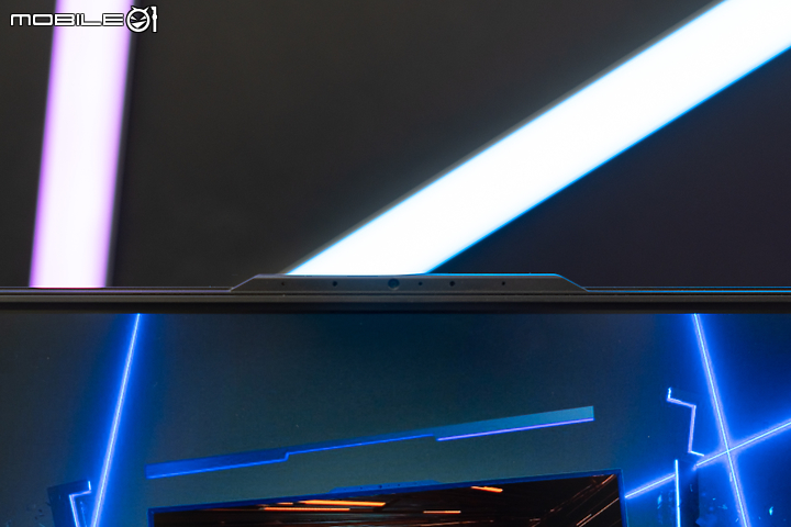 GIGABYTE 全新 AERO / AORUS 系列筆電實機動手玩 外型小改更期待效能