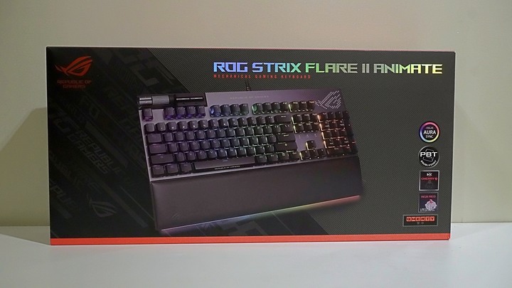 [休賢開箱]朝思暮想的鍵盤終於來了!! ROG Strix Flare II Animate開箱