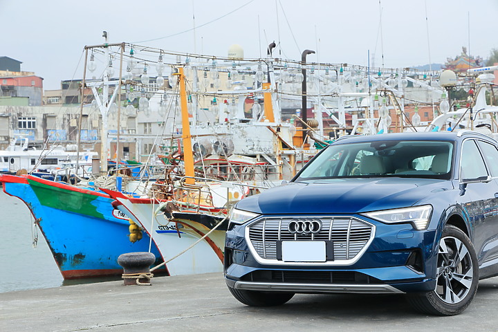 (映像旅行) 2068km的零排放寧靜環島極旅 feat. Audi e-tron 55 quattro advanced 進化版