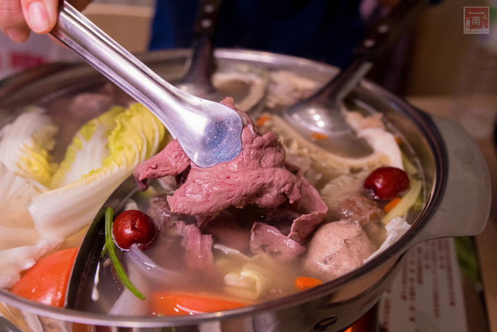 【臺南美食】吃慣了一般溫體牛肉嗎？｜老闆娘家鄉味“潮汕溫補鍋”｜完全是一個呷粗飽的概念｜ 安平溫體牛｜牛腩｜牛尾~~李好牛溫體牛肉湯爐