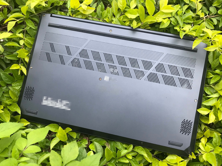 [OL 出任務] 輕奢文書機 Vivobook Pro K3500 筆電