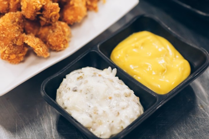 台中美食│浮誇系美食製造機 燒烤店1隻懶人蝦30隻直接上桌