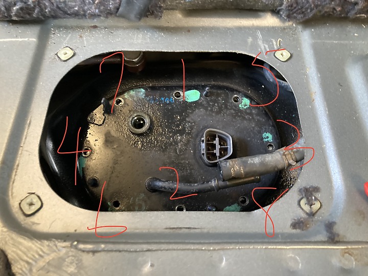 教學文:第一代RAV4汽油濾心自行更換