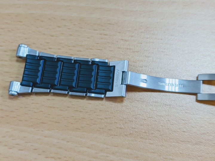 [開箱]: MTG B2000XD-1A，穩重之綠