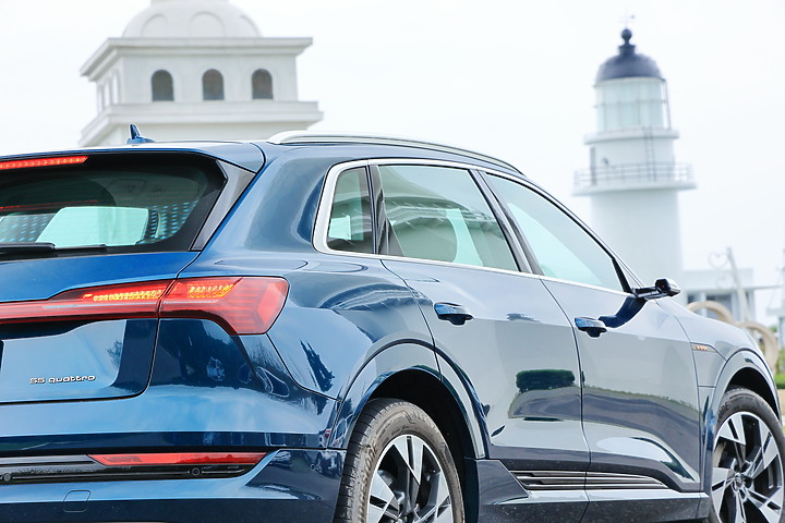 (映像旅行) 2068km的零排放寧靜環島極旅 feat. Audi e-tron 55 quattro advanced 進化版