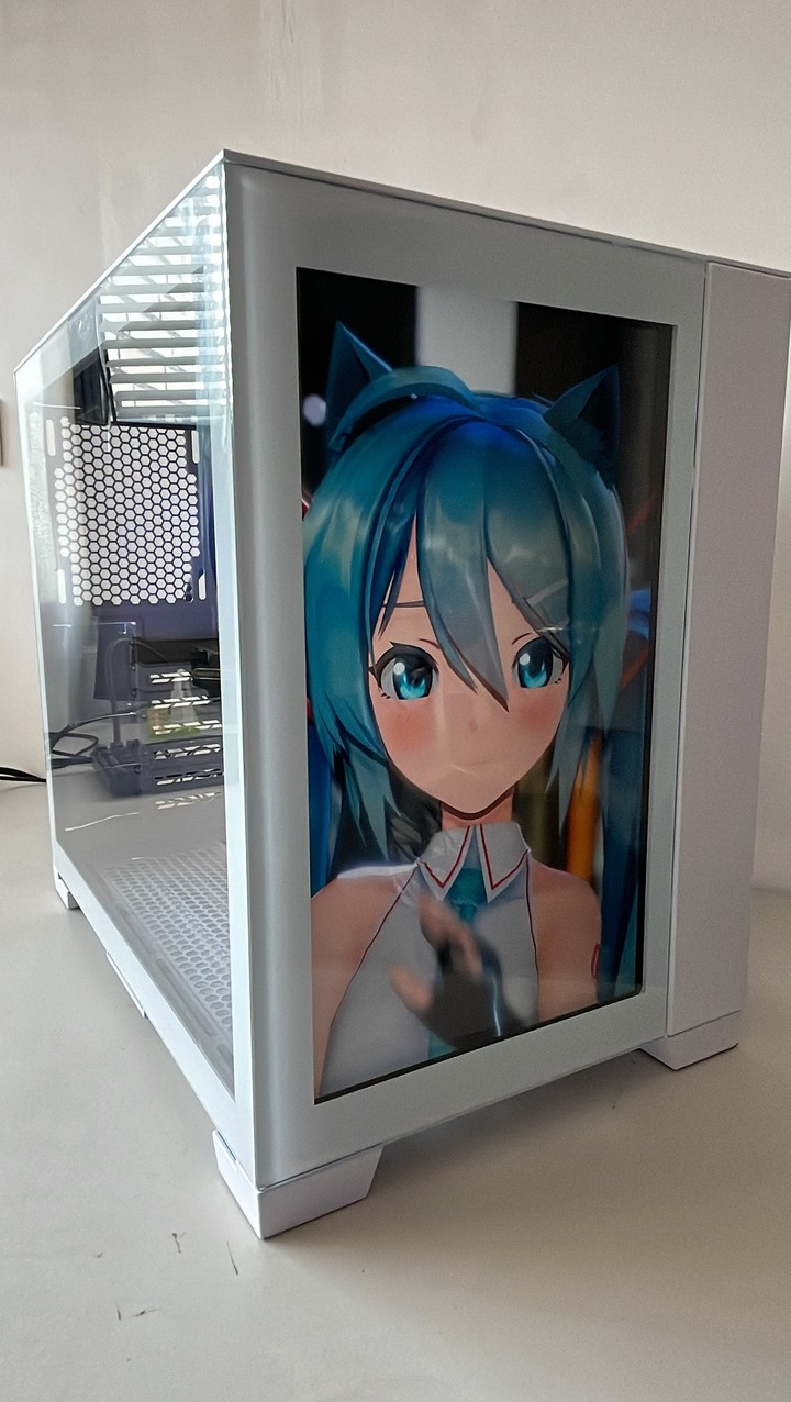 【開箱】聯力O11 Dynamic MINI 機殼內加裝14吋螢幕