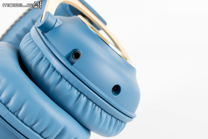 Logitech G x 英雄聯盟珍藏版聯名系列套組開箱 以英雄圖騰加持遊戲能量