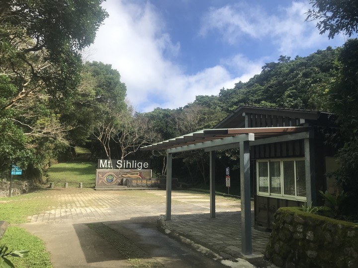 全天候騎士：大野狼五天五夜騎旅（二）－－老佛小路虎頭女乃溪霧台阿禮