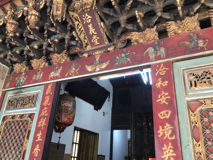 一府、二鹿、 三艋舺--騎遊鹿港古蹟小鎮