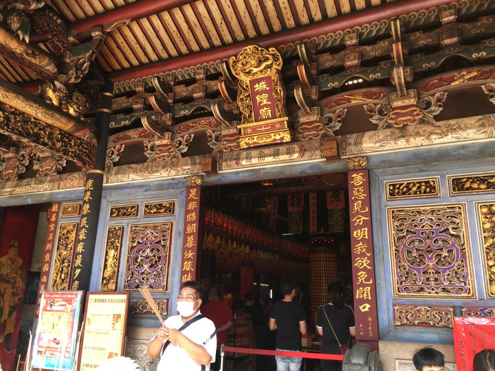 一府、二鹿、 三艋舺--騎遊鹿港古蹟小鎮