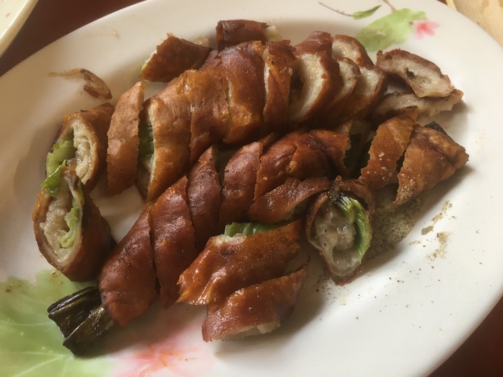 [食記] 福伯黃金雞，台灣南投竹山，外脆內嫩又多汁的甕缸雞！