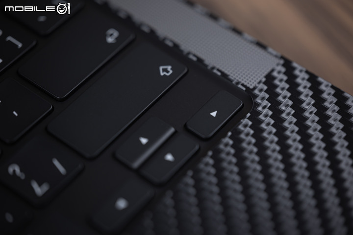 MacBook 需要包膜嗎？自己 DIY 貼膜紀錄、常見問題分享