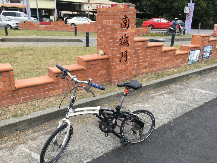 騎 遊 新 營 、 鹽 水 追 蜂 炮