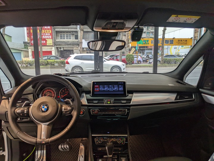 BMW ACE 3.0第三代原廠行車紀錄器開箱