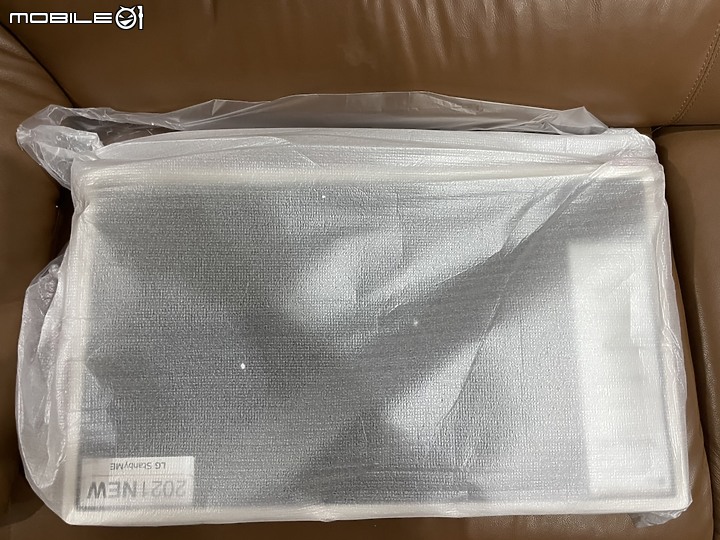 [幸福開箱] LG StanbyME 無線螢幕解放雙手 創造無限價值 翻轉對電視的定義
