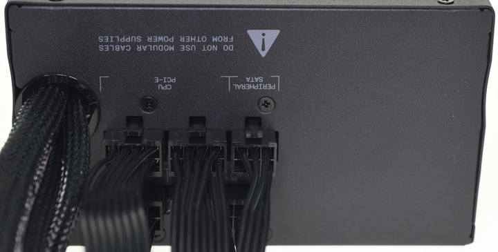 NZXT C750 BRONZE半模組化電源開箱