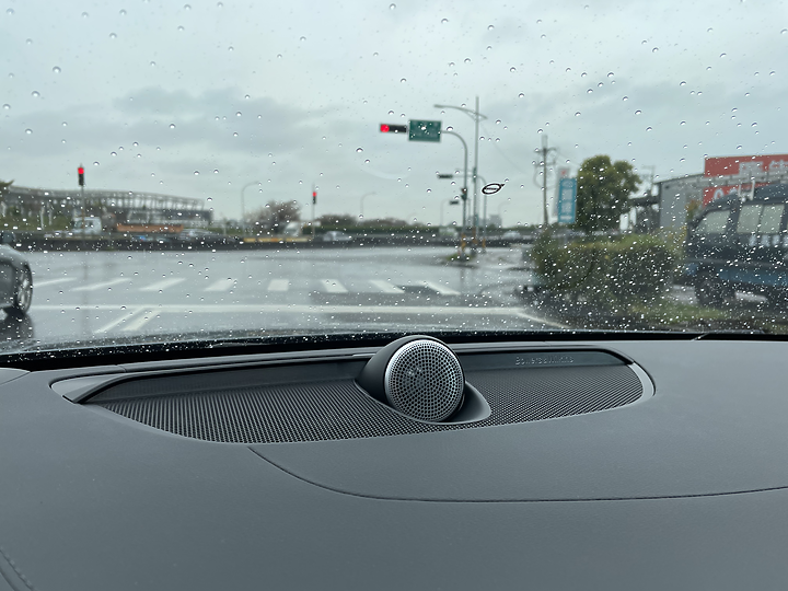 點我看大圖 【Volvo V60 T6 Recharge 開箱】(2022/02/22 更新保養費用、改裝)