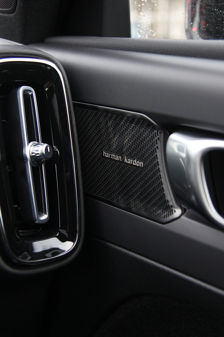 Volvo XC40 Recharge P8 搶先試駕