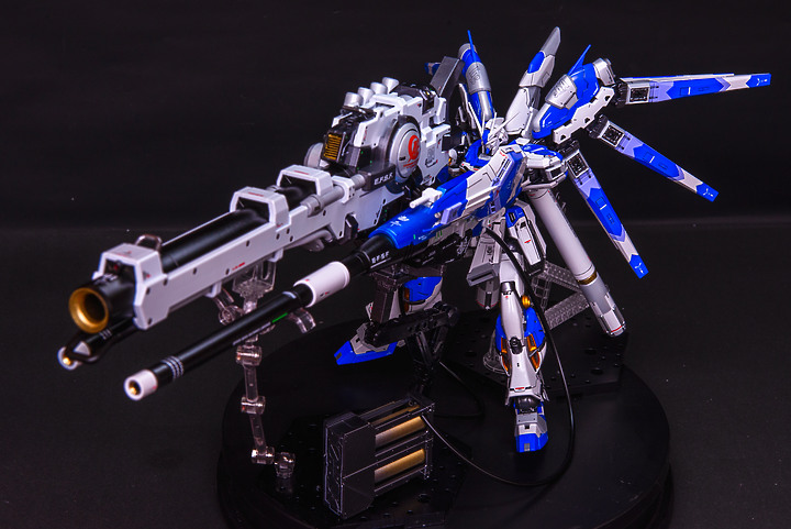點我看大圖 <更新>萬代RG 1/144 Hi-ν鋼彈《機動戰士鋼彈 逆襲的夏亞 貝托蒂嘉的子嗣》(更新海牛三砲合一砲)