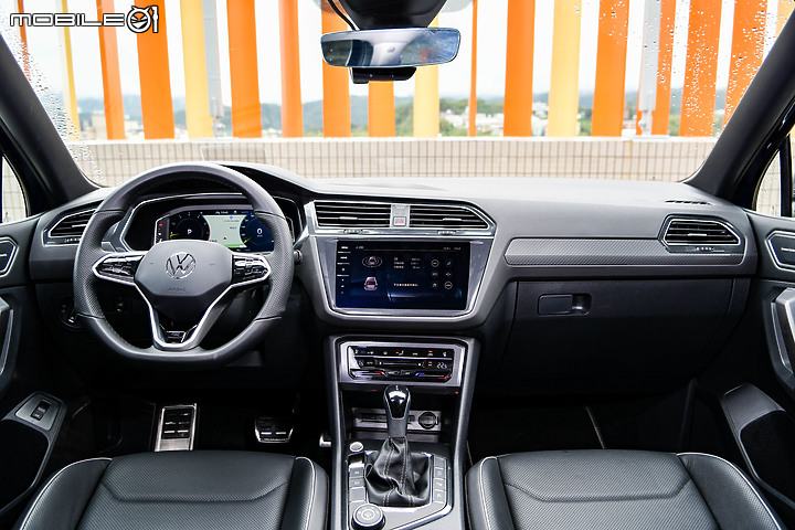 七人座SUV頂上對決 │ VW Tiguan Allspace x Hyundai Santa Fe x Kia Sorento x Peugeot 5008
