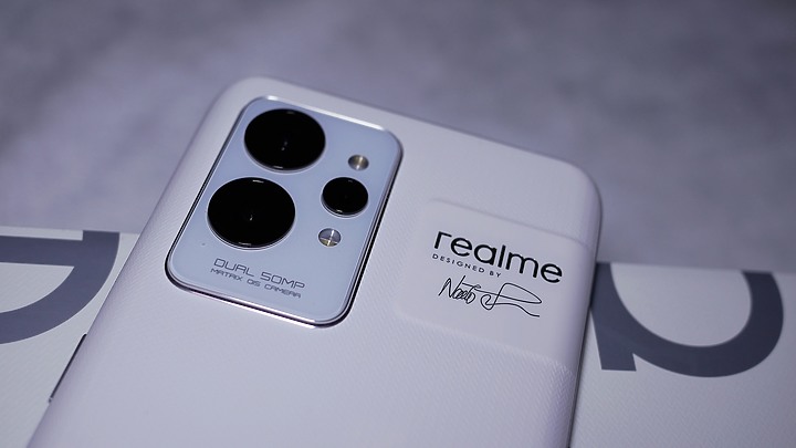 realme GT 2 pro 小謝的不專業開箱