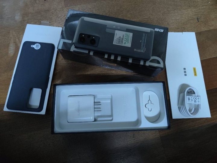 簡單開箱 陸版 GT Neo2 影黑