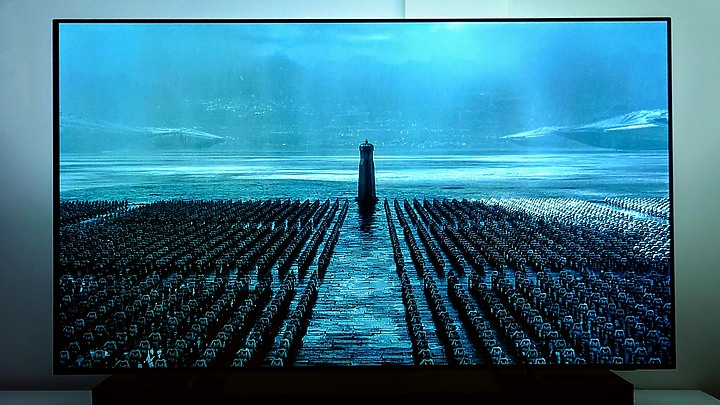 [開箱] 飛利浦 PHILIPS TV OLED806 輕旗艦新機 影音與電玩的斜槓王者