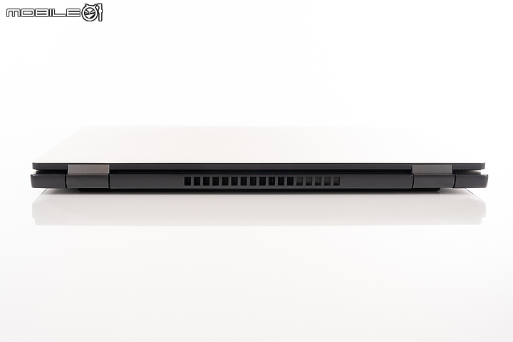 Acer TravelMate P6 測試報告｜輕量級效能的便攜商務筆電