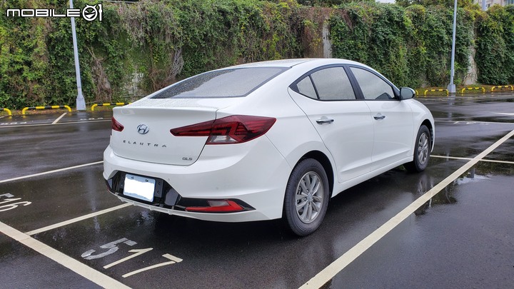 2021 Hyundai Elantra 經典型分享 -----被市場淘汰+被南陽玩壞的一台車