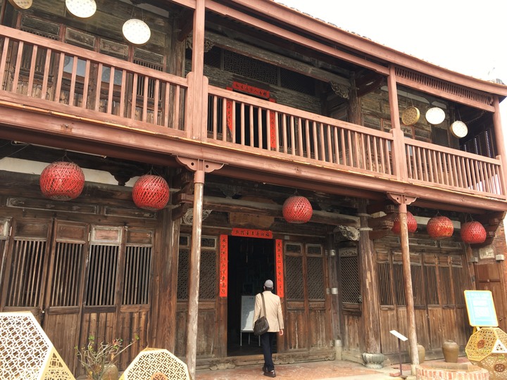 騎 遊 新 營 、 鹽 水 追 蜂 炮