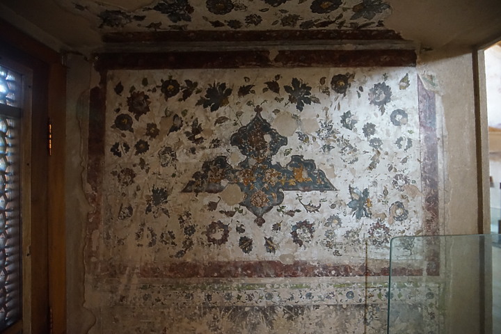 【外星貓遊地球】伊朗,一個神祕古老、又迷人的國度(第十章-星期五清真寺、伊斯法罕大巴札、四十柱宮)