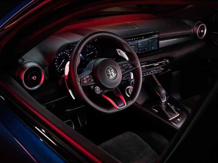 不只是品牌的第二款休旅全新Alfa Romeo Tonale正式發表!