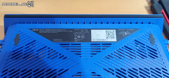 點我看大圖 華碩 rt-ax88u x gundam鋼彈 簡易開箱