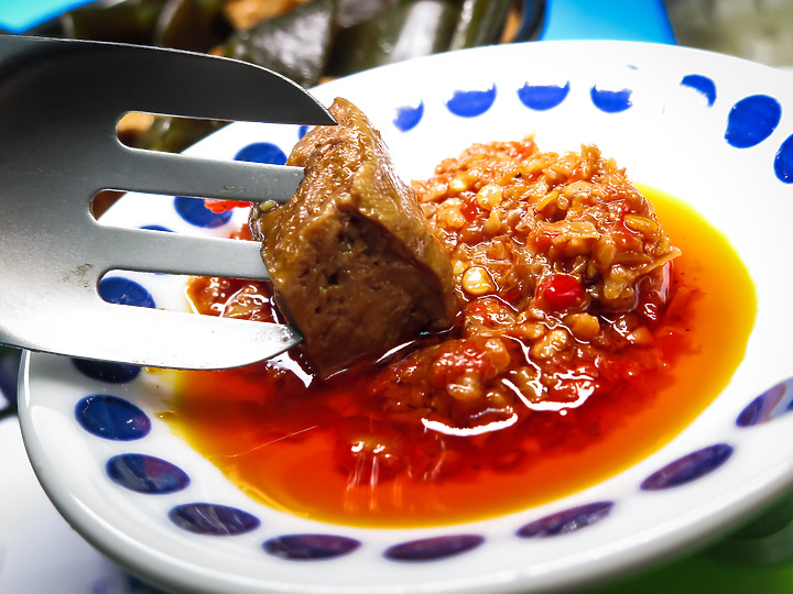 點我看大圖 【開罐】麻不是辣,但更勝於辣啊......傳說中的四川大紅袍手工釀製「迺個辣」開罐試吃..