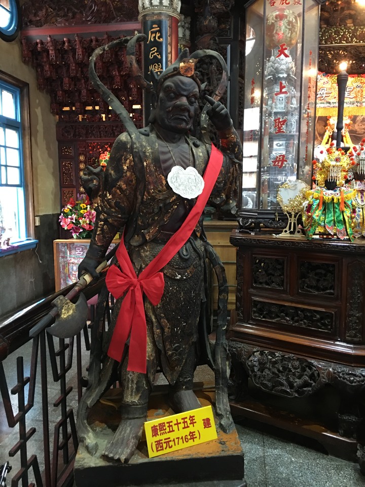騎 遊 新 營 、 鹽 水 追 蜂 炮