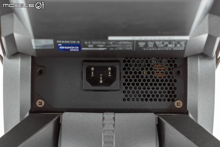 微星第 12 代 MEG Aegis Ti5 電競主機效能實測 將規格技能點滿的頂尖旗艦