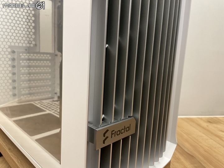 Fractal Design Torrent Compact 緊湊型ATX機殼 開箱+測試