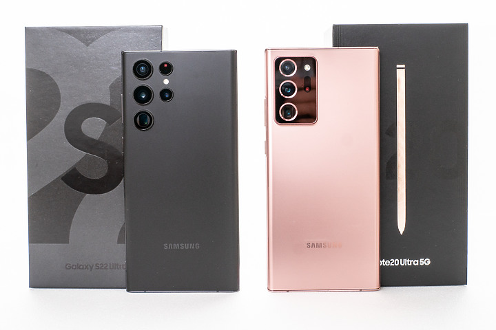 Galaxy S22 Ultra開箱 也跟Note20 Ultra比較一下