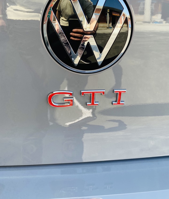 開心迎接GOLF GTI的到來(文長慎入)