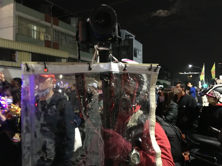 騎 遊 新 營 、 鹽 水 追 蜂 炮