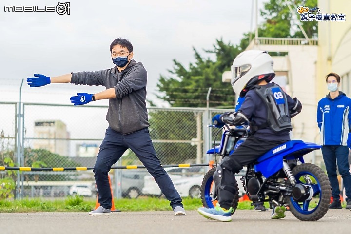 【快訊】向下紮根 一同騎車 台灣山葉 親子機車教室 2 / 15 開放 APP 報名!!