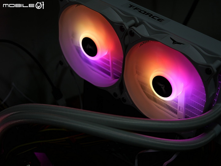 魔幻炫目鏡面 T-FORCE SIREN GD240E ARGB AIO 開箱