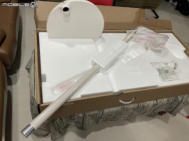 [幸福開箱] LG StanbyME 無線螢幕解放雙手 創造無限價值 翻轉對電視的定義