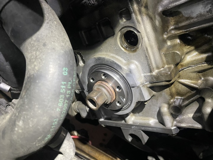 BMW F30 320I N20引擎更換正時鍊條/引擎腳