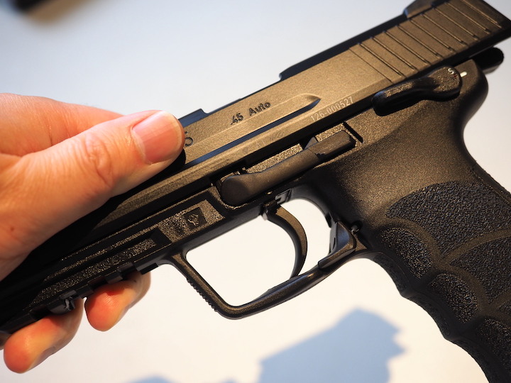 [開箱] VFC HK45 Tactical 氣動空氣軟槍