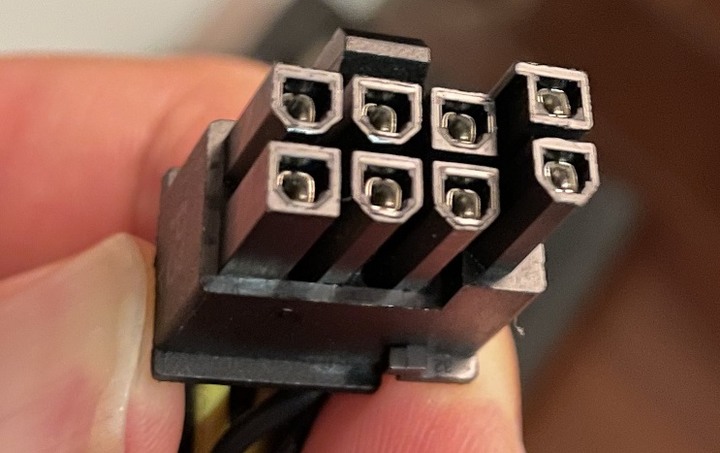[請教]eGPU的電源接線問題