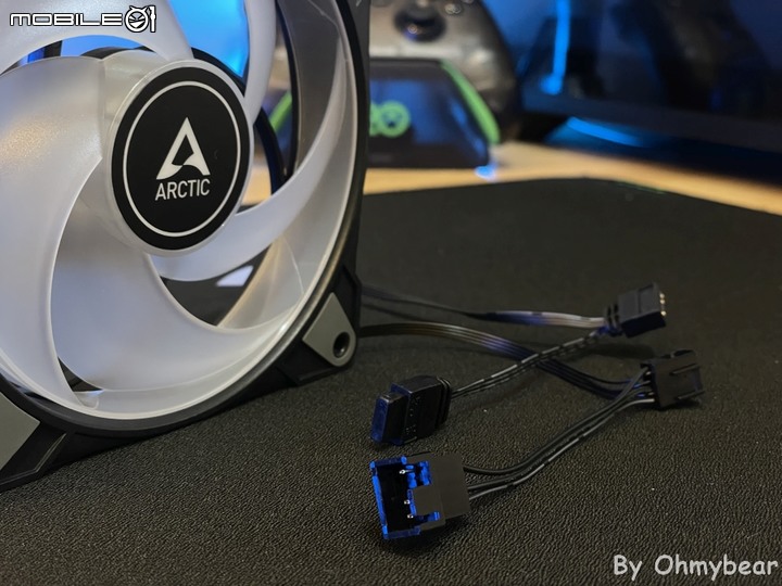 你要的我幾乎都有 ARCTIC P12 PWM PST A-RGB 0dB 風扇