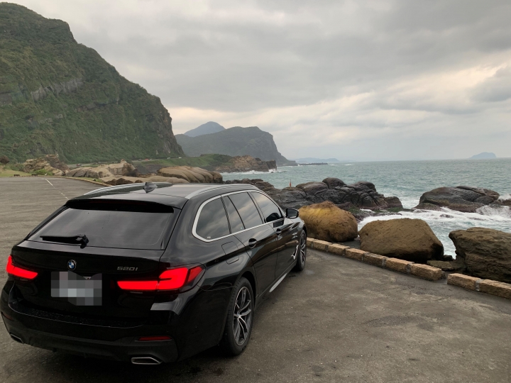 遲來的開箱 G31 520i Touring