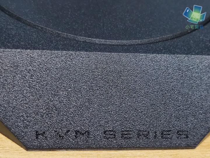 【小宅開箱】更快更大更廣的物理外掛 技嘉M34WQ超寬電競螢幕開箱