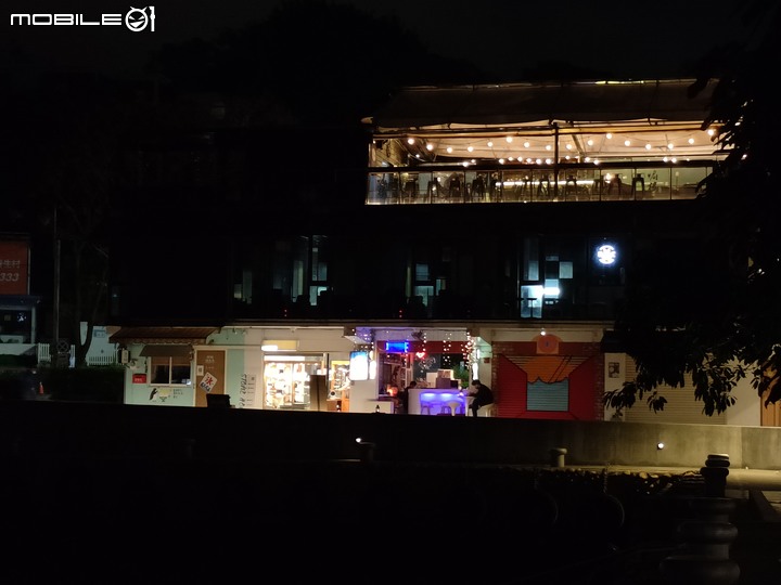 [開箱] GT2 PRO 上手體驗，Realme第一台旗艦表現亮眼！